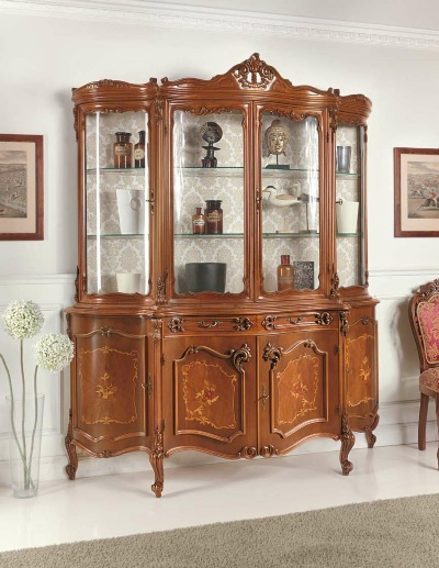 A snack bar with a glazed facade, Stile Elisa