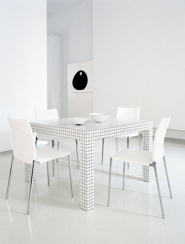 The chair products Zanotta