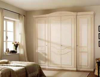 Wardrobe with hinged doors, Benedetti