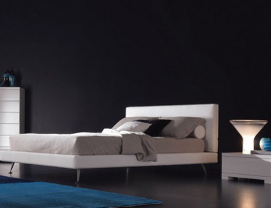 The Bed Medina, Axil