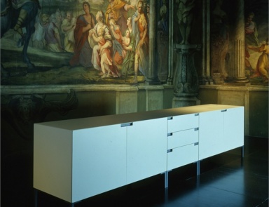 Dresser with metal legs, Driade