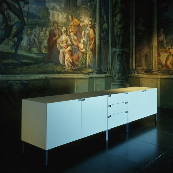 Dresser with metal legs, Driade