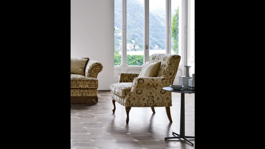 The high-backed chair Celeste, Busnelli