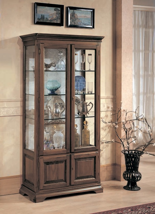 Showcase And 570, BL Mobili