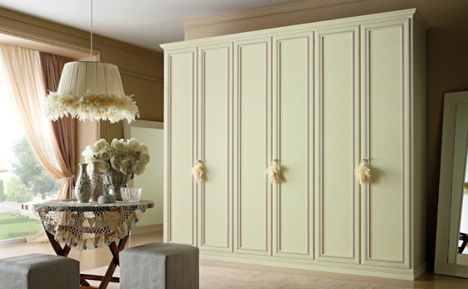 Cabinet Giada, San Michele