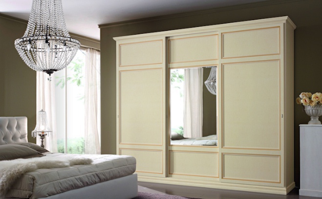 Cabinet Perla, San Michele