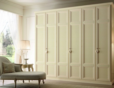 Cabinet Perla, San Michele