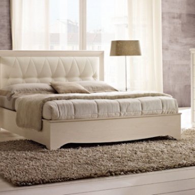 Bedroom (furniture-bedroom)