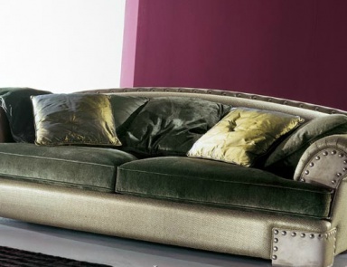 The Laguna Sofa, Smiam