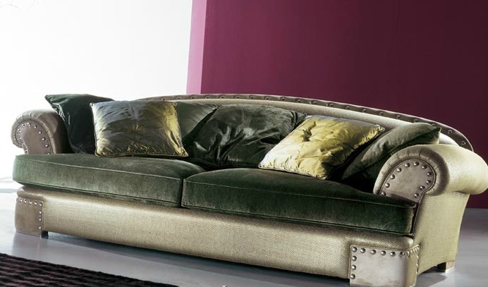 The Laguna Sofa, Smiam