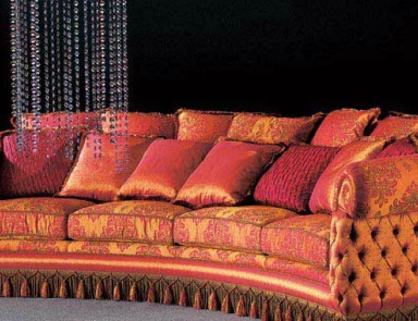 The Manhattan Sofa, Smiam