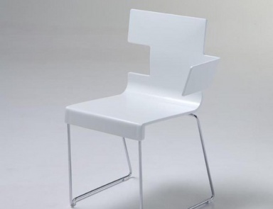 Chair Slash, Sintesi