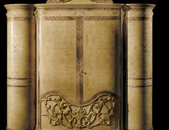 Wardrobe, Socci Anchise