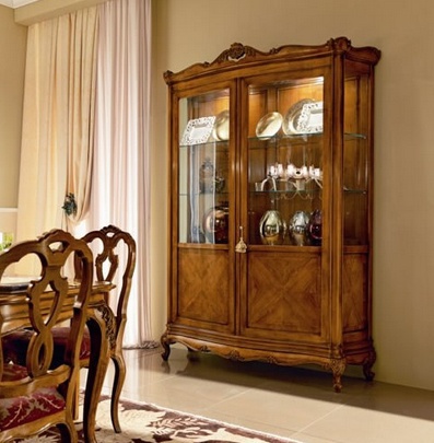 Showcases Stella del Mobile 