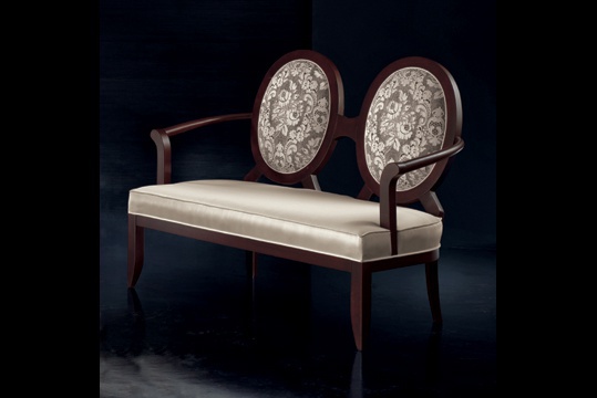 Double sofa, Seven Sedie