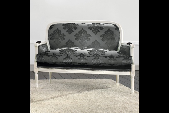 Double sofa, Seven Sedie