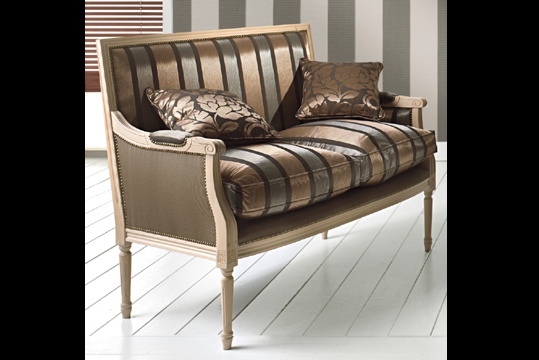 Double sofa, Seven Sedie