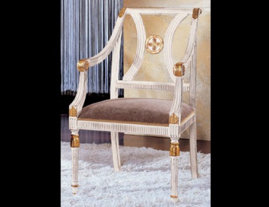 The Armchair Seven Sedie Perfectly