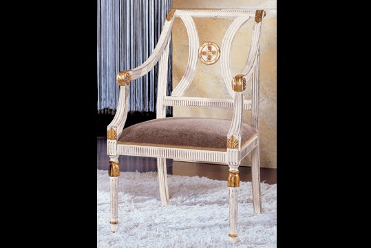 The Armchair Seven Sedie Perfectly