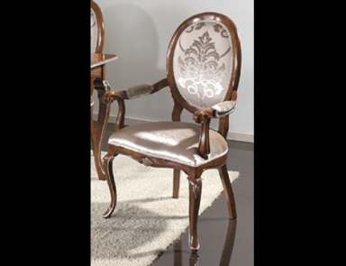 The Armchair Seven Sedie Perfectly