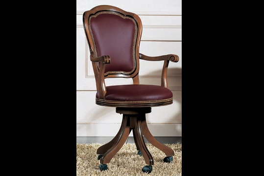 The Armchair Seven Sedie Perfectly