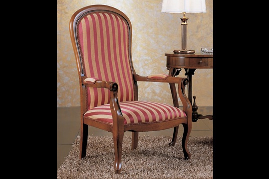 The Armchair Seven Sedie Perfectly