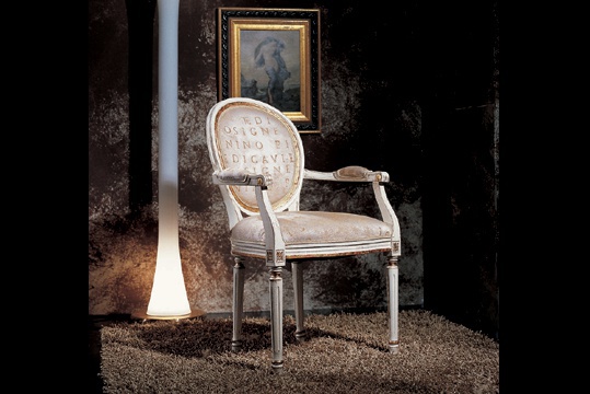 The Armchair Seven Sedie Perfectly