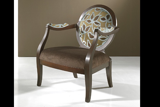 The Armchair Seven Sedie Perfectly