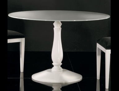 Dining table, Seven sedie perfectly