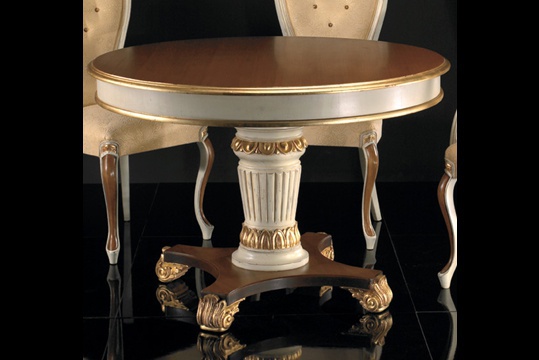 Dining table, Seven sedie perfectly