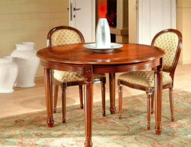 Dining table, Seven sedie perfectly