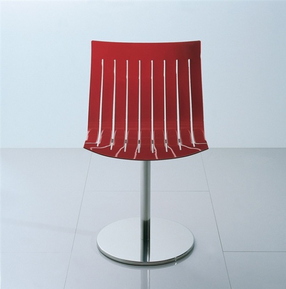 Do I have to divide the kitchen into working and dining area?