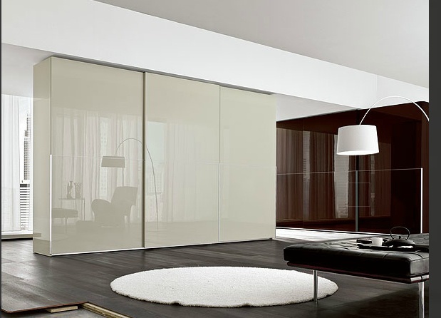 Wardrobe with sliding doors, Santa Lucia