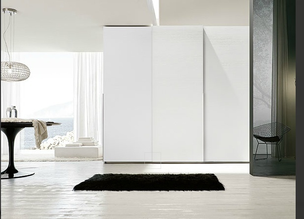 Wardrobe with sliding doors, Santa Lucia