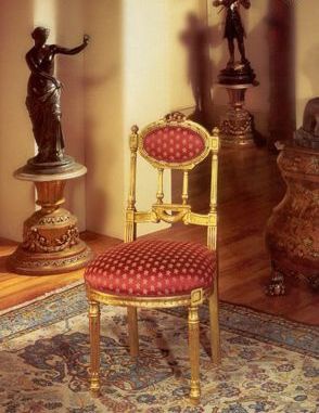 Chair carved, Belcor