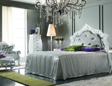 Bedroom set with high chest, Antonelli Moravio