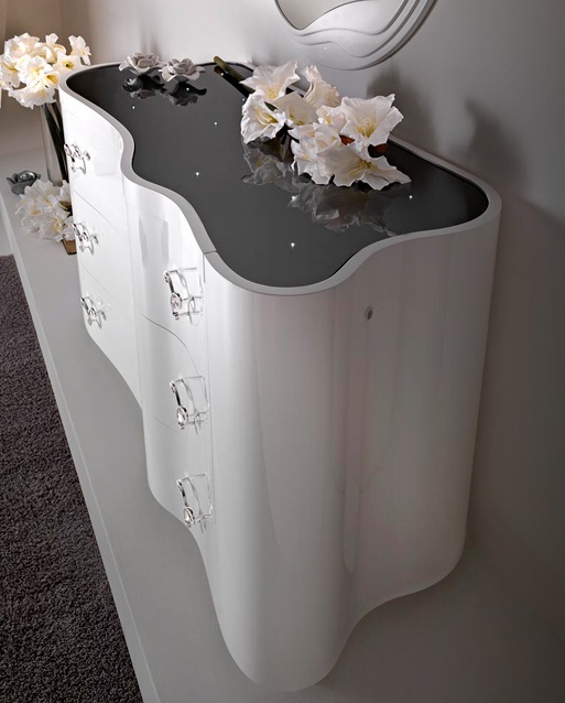 Dresser with drawers, Antonelli Moravio