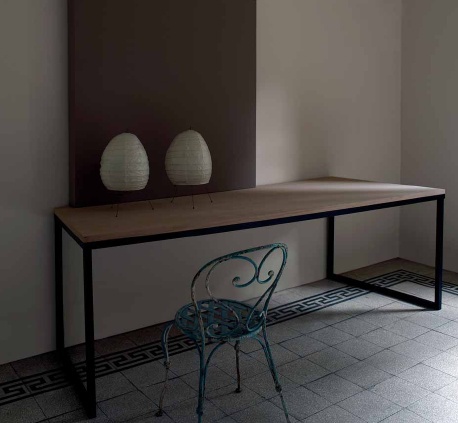 Console, Seven Salotti