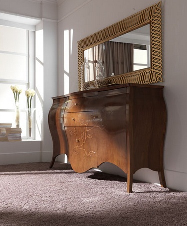 The Dresser, At The Stilema Stand