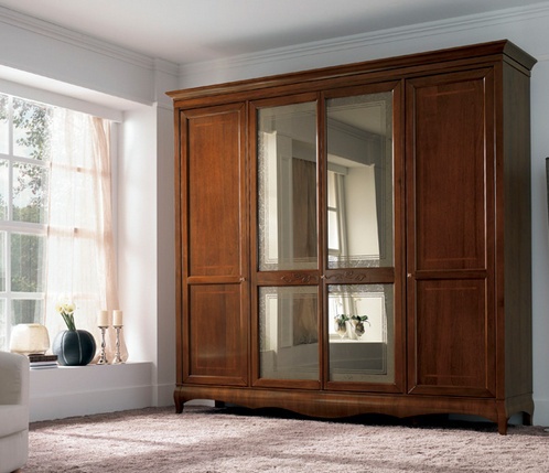 Wardrobe, at the stilema stand