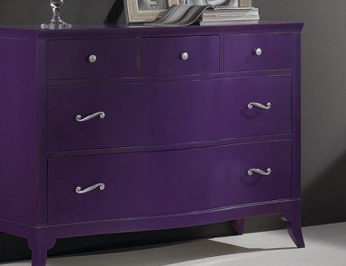 The Dresser, At The Stilema Stand