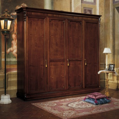 Wardrobe at the stilema stand