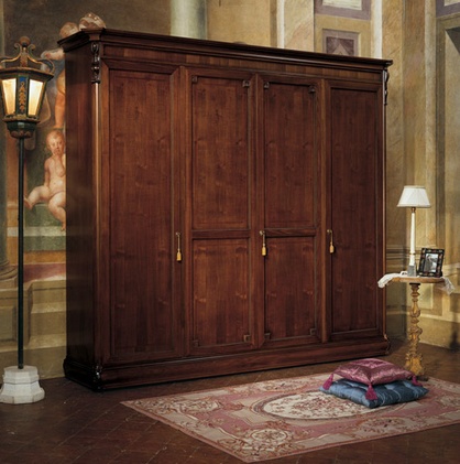 Wardrobe made of solid wood, at the stilema stand