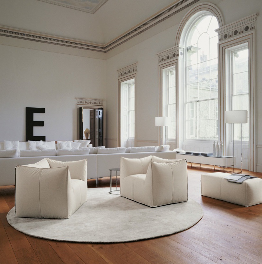 The Armchair Le Bambole - B & B Italia