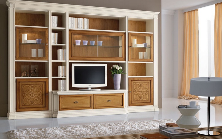 Modular system made of solid wood, at the stilema stand