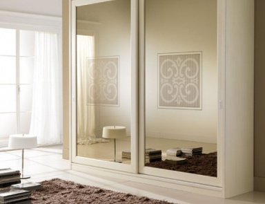 Wardrobe, at the stilema stand