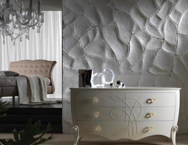 The Dresser, At The Stilema Stand