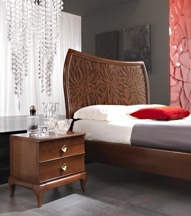 Bedside table at the stilema stand