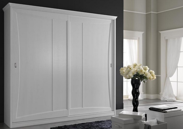 Wardrobe, at the stilema stand