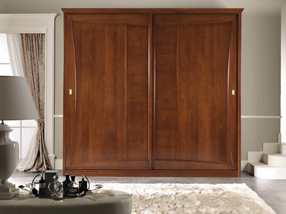 Wardrobe, at the stilema stand